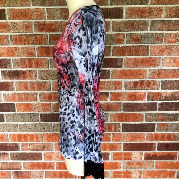 Women’s DAYTRIP Embellished Animal Print Top - Picture 5 of 8